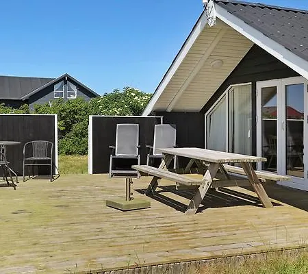 Two-bedroom Holiday In Harboore 8